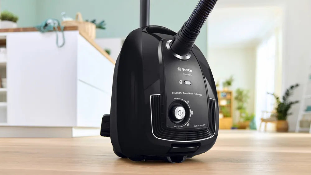 Bosch Series 4 Bagged Vacuum Cleaner | BGL38BA3GB