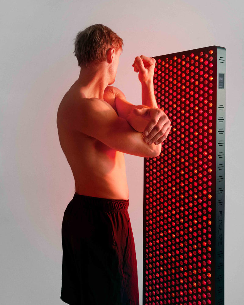 Flowlife Flowlight Panel 4300 Eight Waves Full-Body Red Light Panel - Black - in use, side view