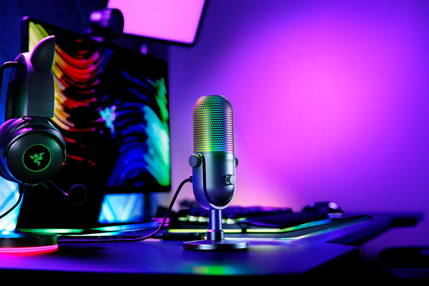 Razer Seiren V3 Chroma RGB USB Condenser Microphone, Black product image