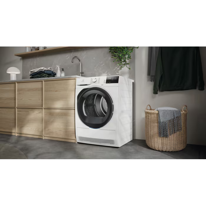 Electrolux DelicateCare 8 kg Heat Pump Dryer | EDHI6285B