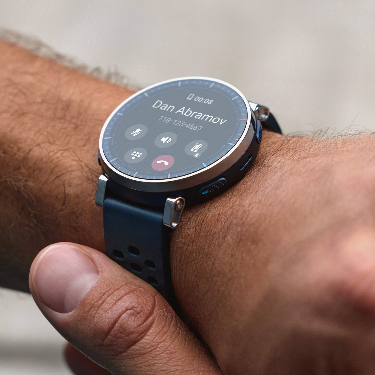 Amazfit Active 3 Premium 45mm Smartwatch - Atlas Blue - incoming call on the wrist