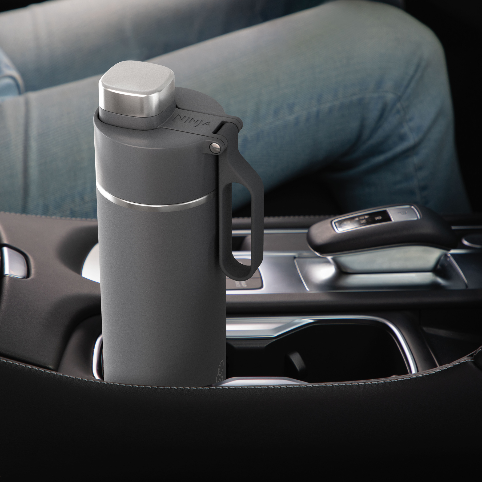 Ninja Thirsti Insulated Travel Bottle 700ml Grey product image