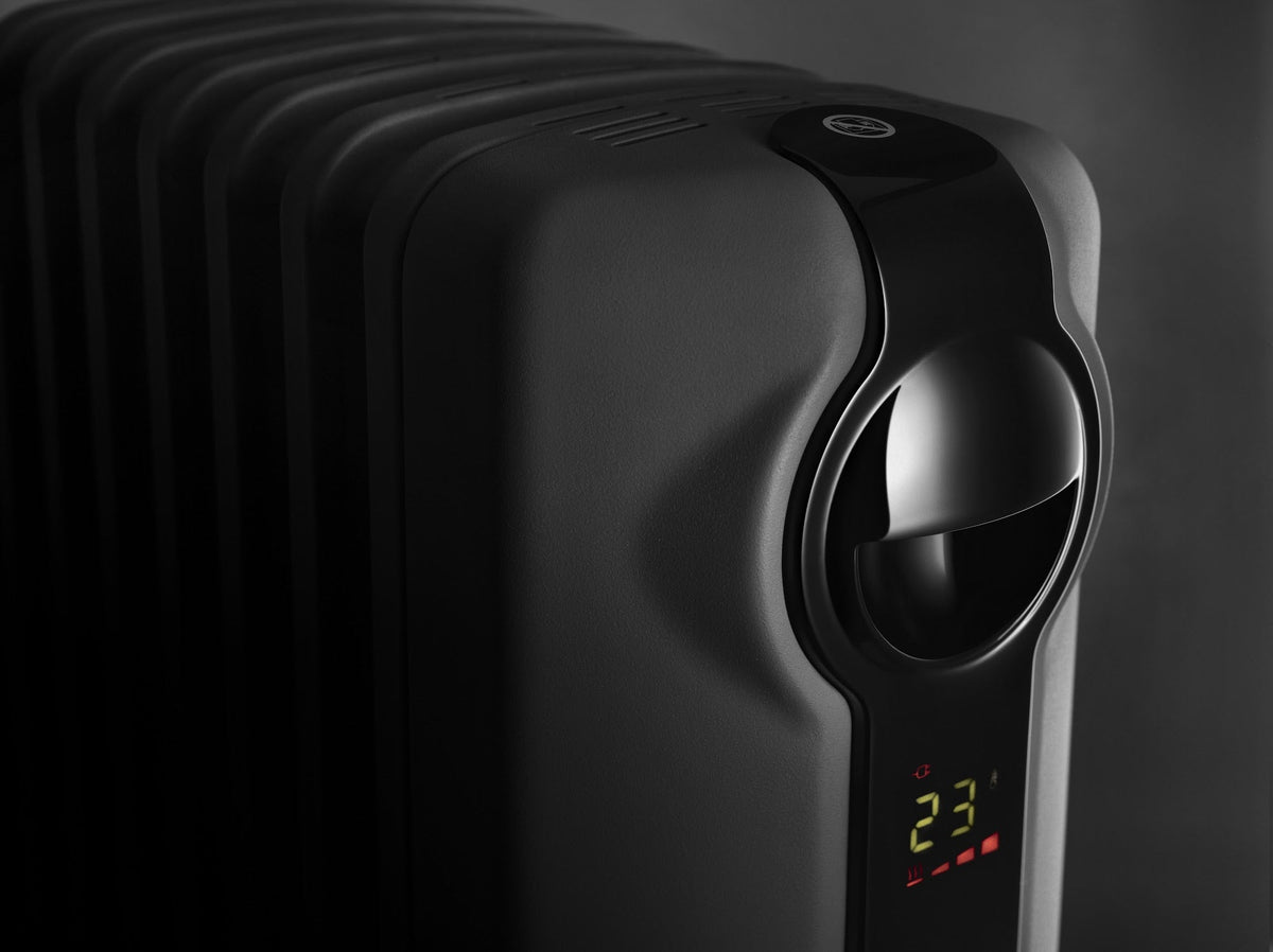 De'Longhi Radia S 1.5kW Oil-Filled Radiator - Grey - digital display