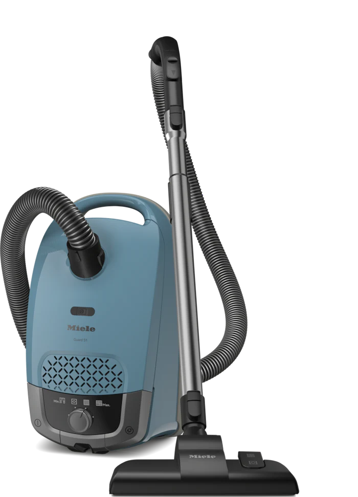 Miele Guard S1 Cylinder Vacuum Cleaner in Nordic Blue | 12652890
