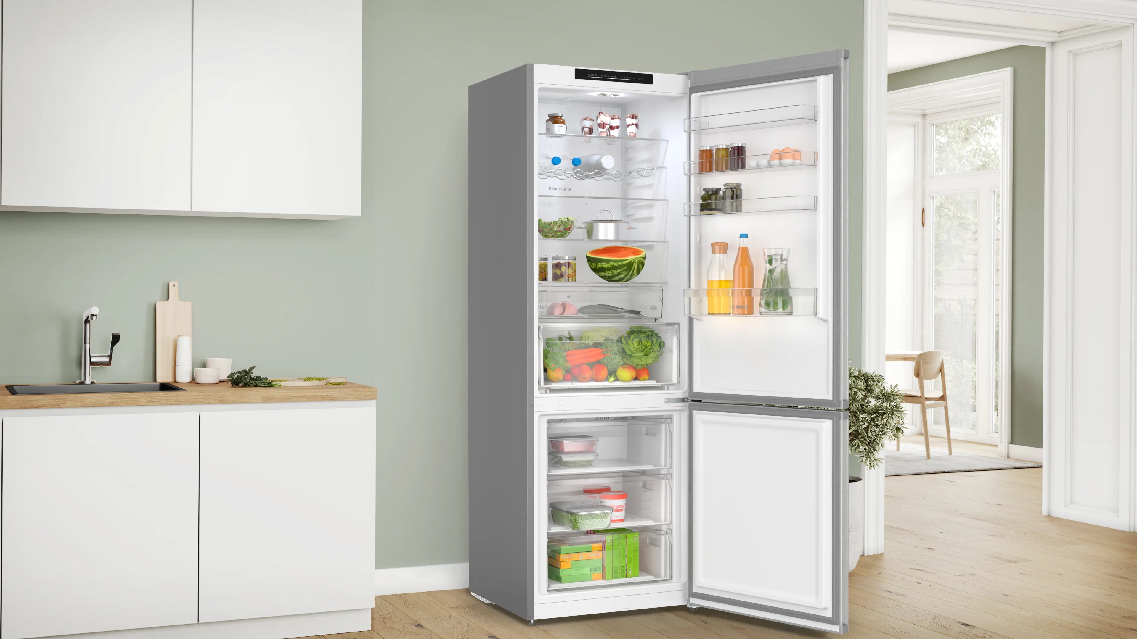 Bosch KGN492LDFG Series 4 freestanding fridge freezer in Stainless Steel Look