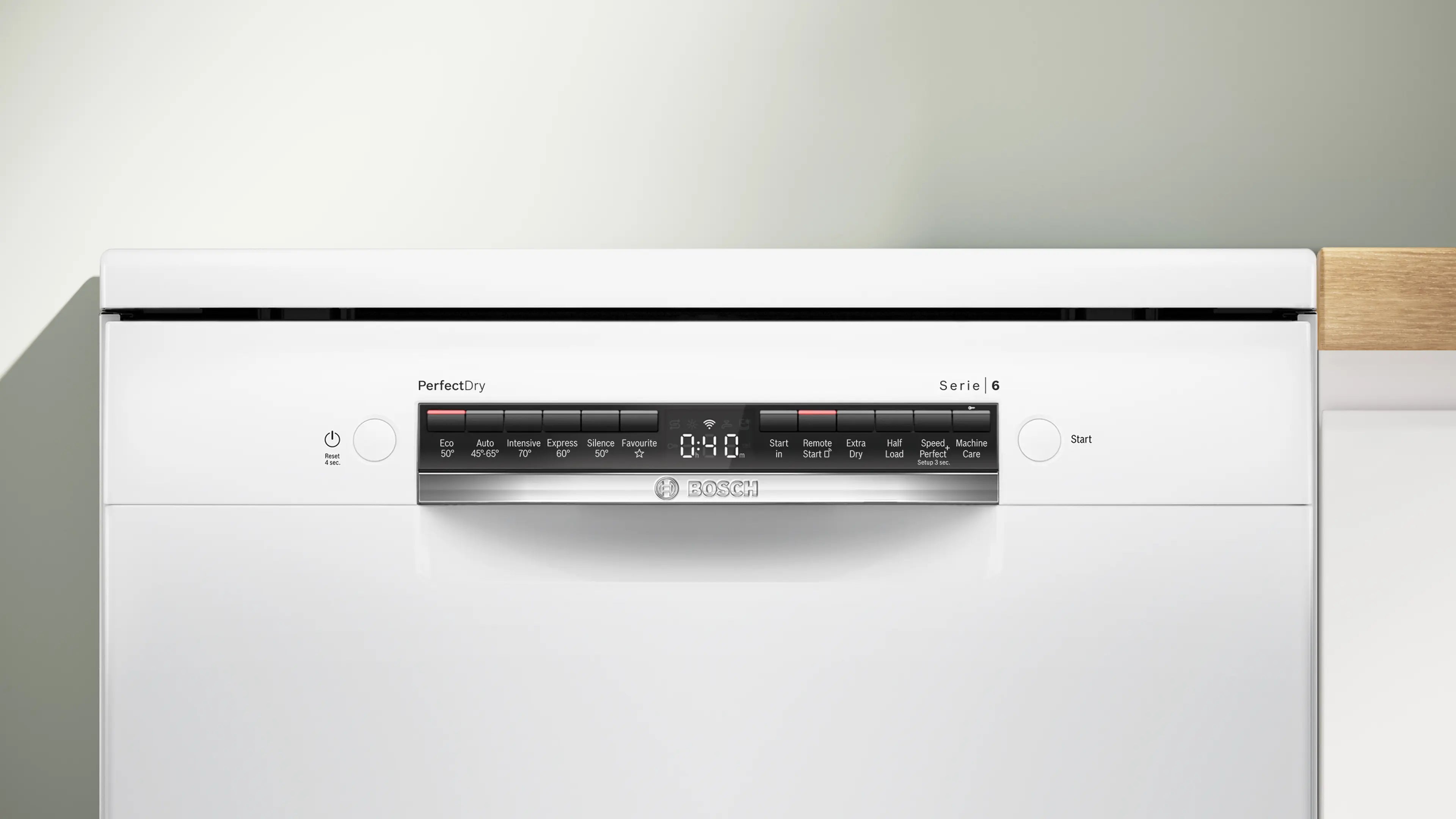 Bosch Series 6 SMS6ZCW10G freestanding 60cm dishwasher in White