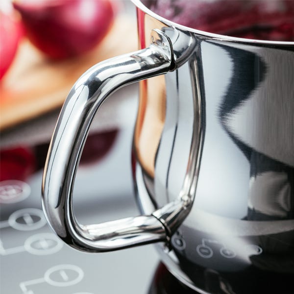 Stellar Classic Milk and Sauce Pot S102C handle macro detail