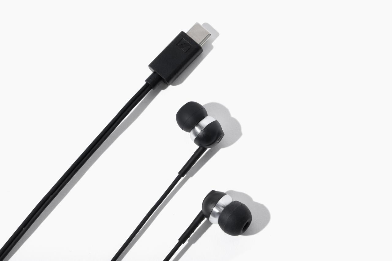 Sennheiser CX 80U USB-C Earphones Black — earbuds and cable, diagonal flatlay