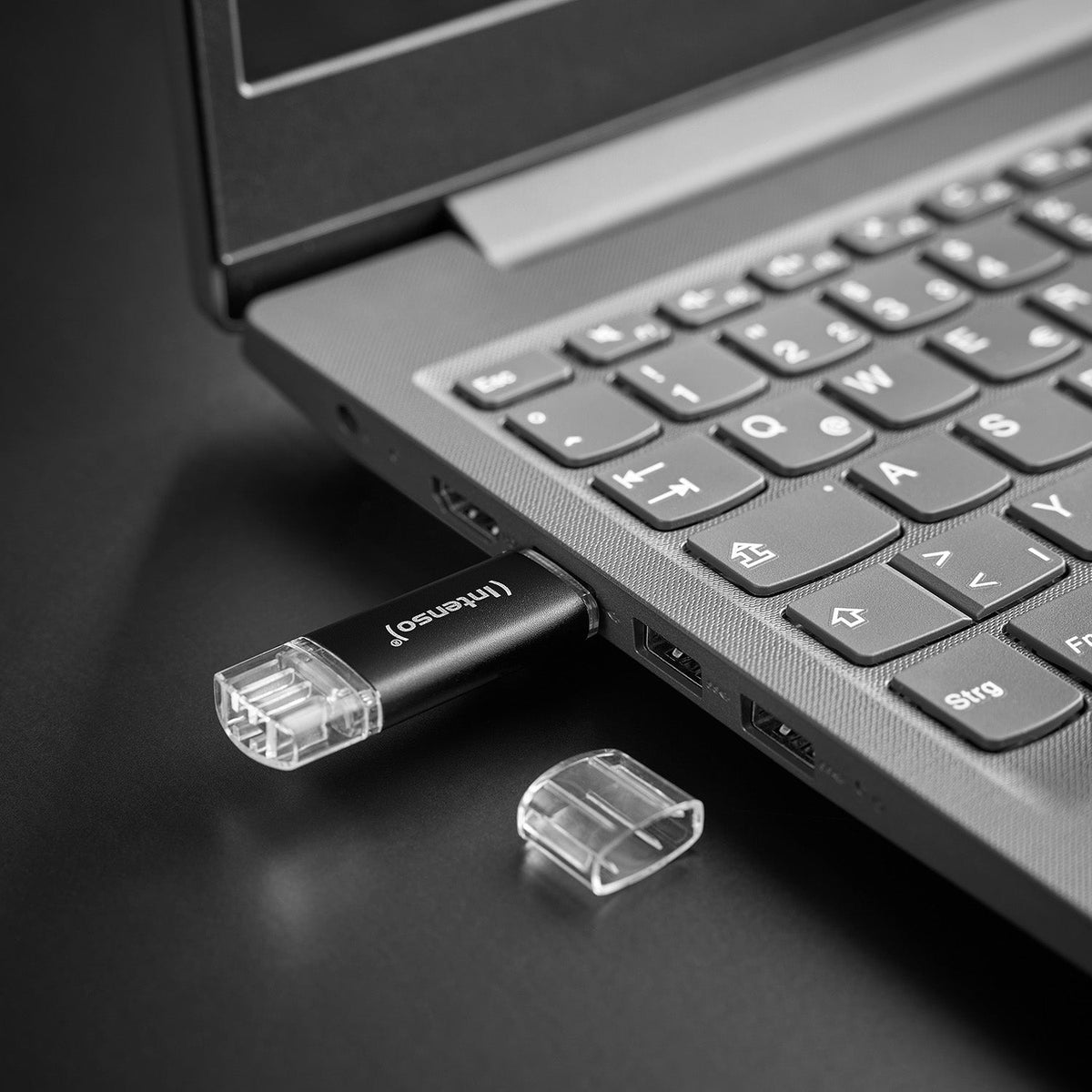Intenso Twist Line 32GB USB 3.2 Dual Flash Drive, USB-C & USB-A - Anthracite - view 7