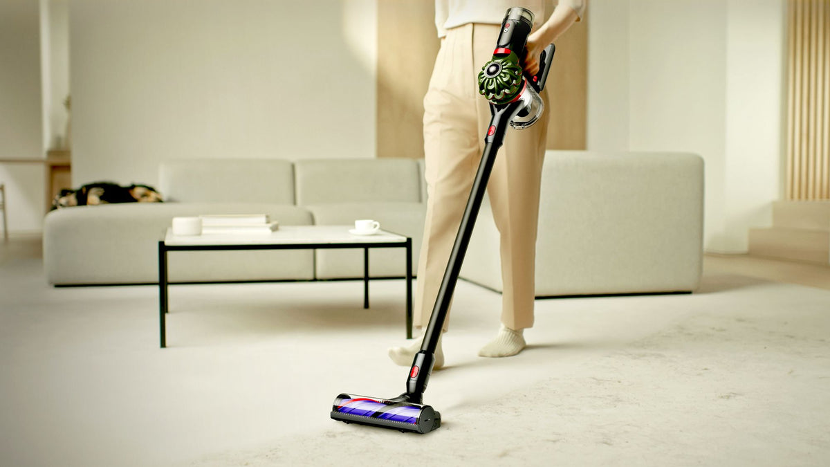 Dyson V8 Cyclone Cordless Vacuum Cleaner - cleaning hard floors