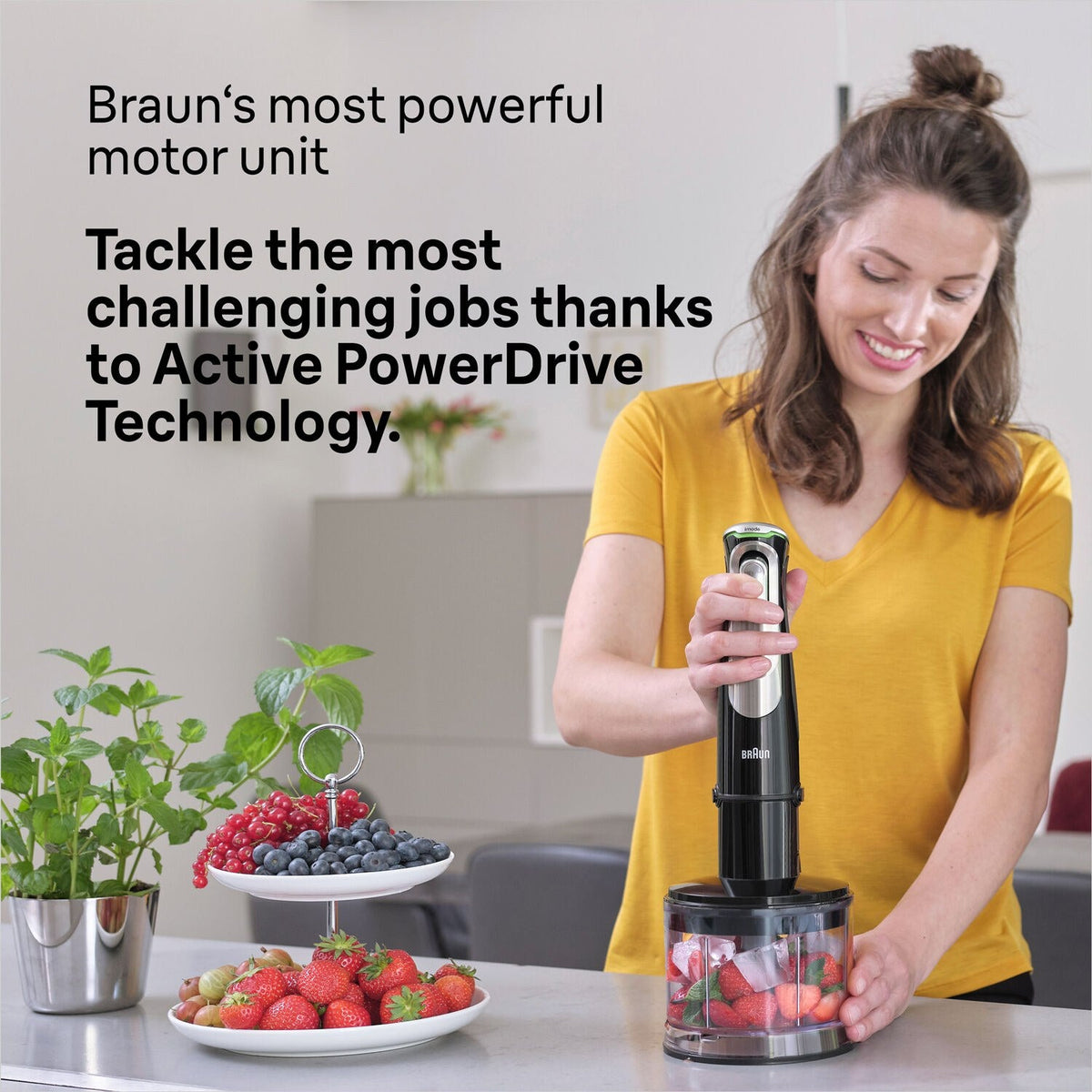 Braun MultiQuick 9 Hand Blender - Black - in use with chopper