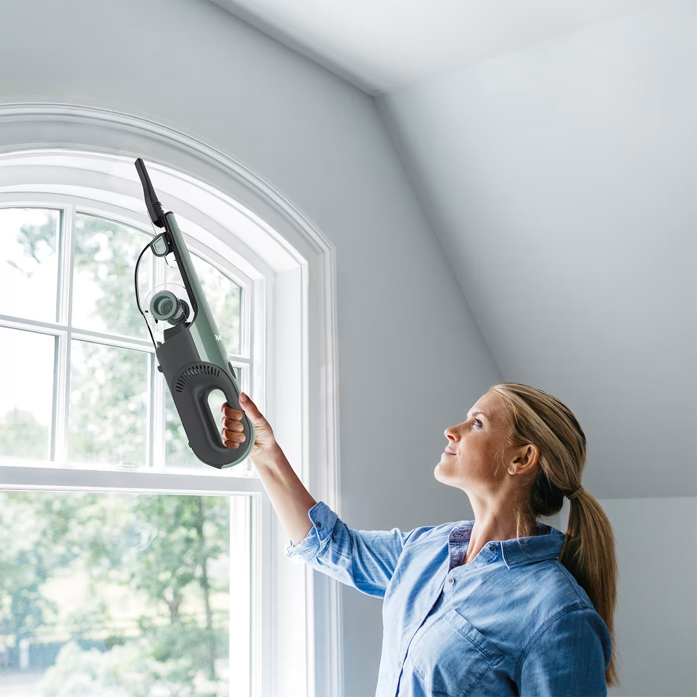 Shark UltraCyclone Pro 160W Cordless Handheld Vacuum | CH901UK