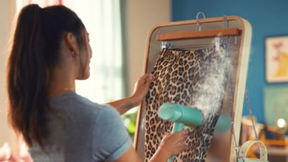 Philips STH3010/76 handheld steamer product image 6