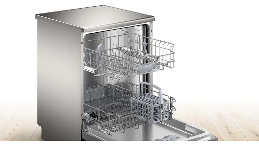 Bosch Series 2 Freestanding Dishwasher Stainless Steel | SMS2ITI41G